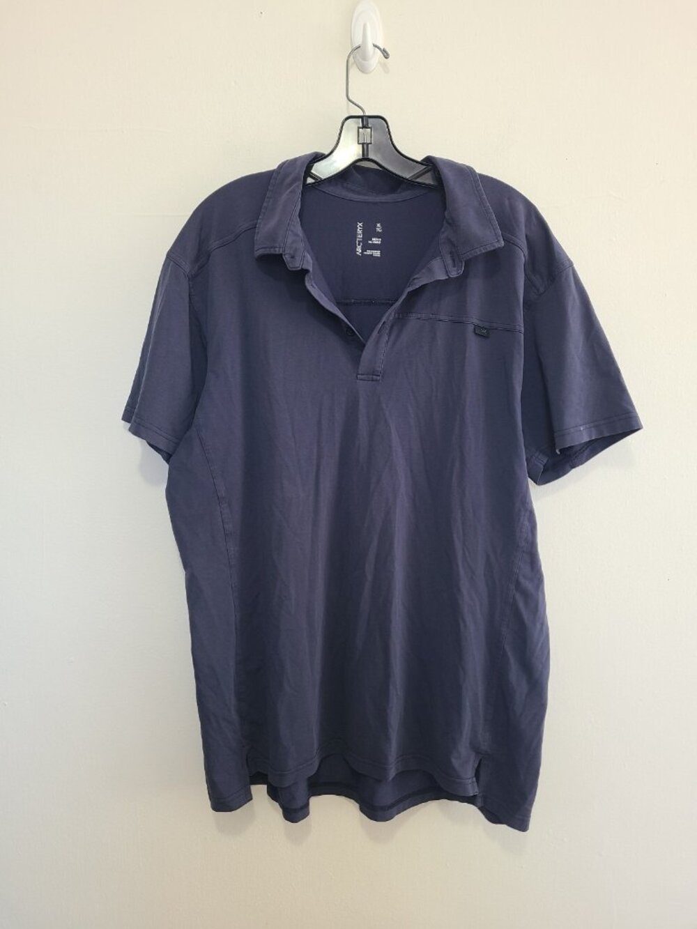 Arc'teryx Captive Polo Mens L Navy Short Sleeve Cotton